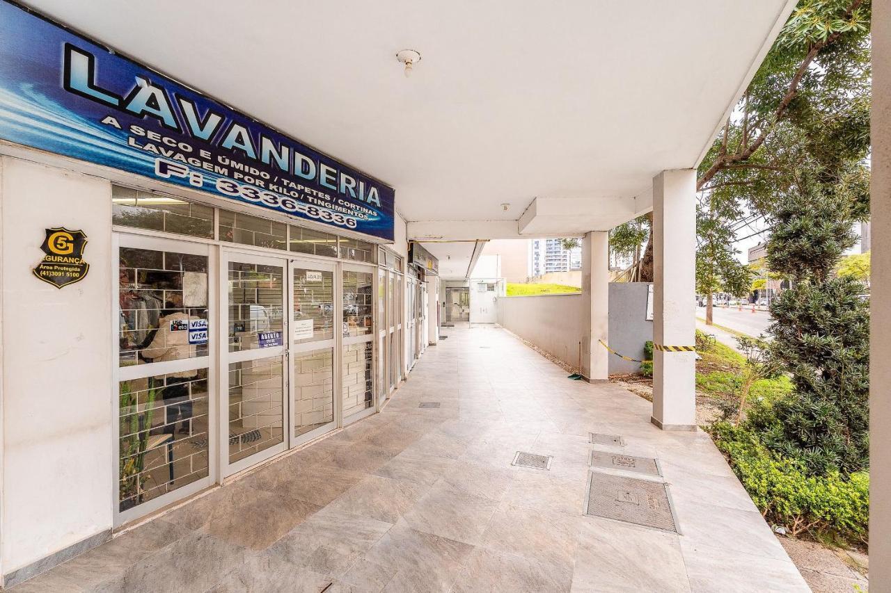 Predio Fantastico No Bairro Mais Requisitado De クリチバ エクステリア 写真